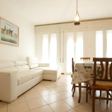 Apartment 12 Accesso - Immobiliare *